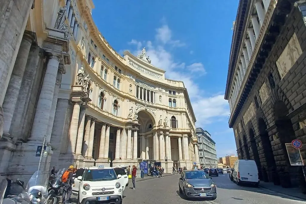 Appartamento Nel Centro Di Napoli - Clorinda House 0*, Naples Italy