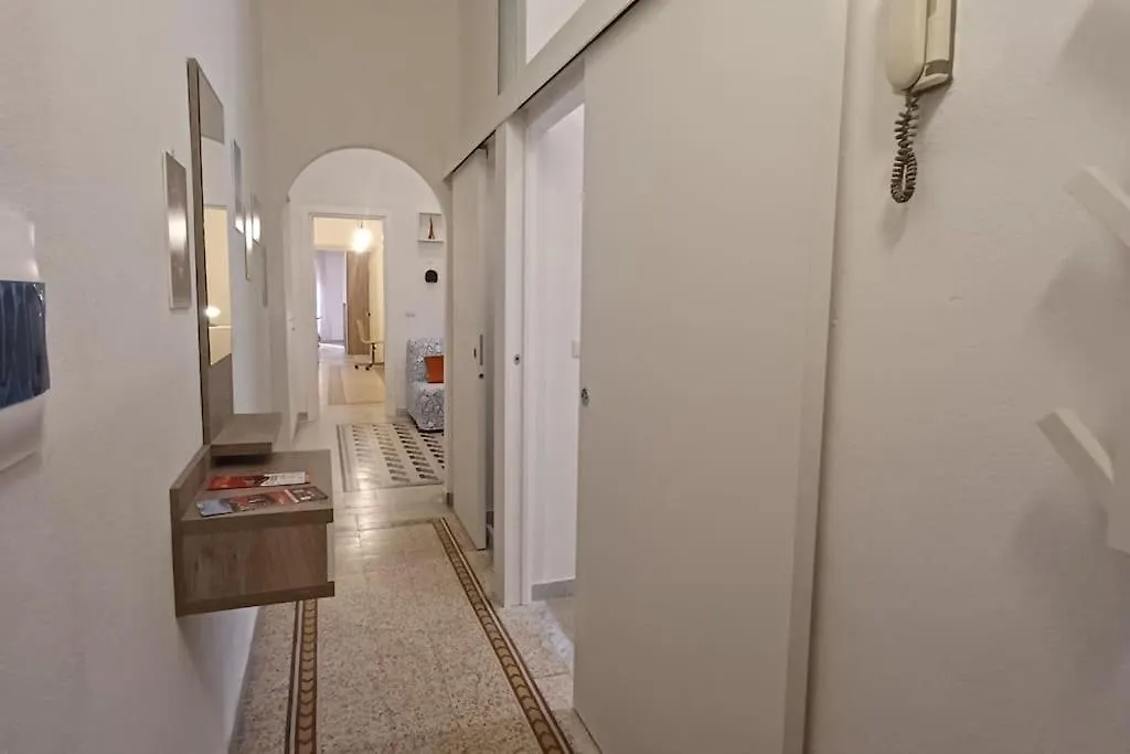 Appartamento Nel Centro Di Napoli - Clorinda House Italy